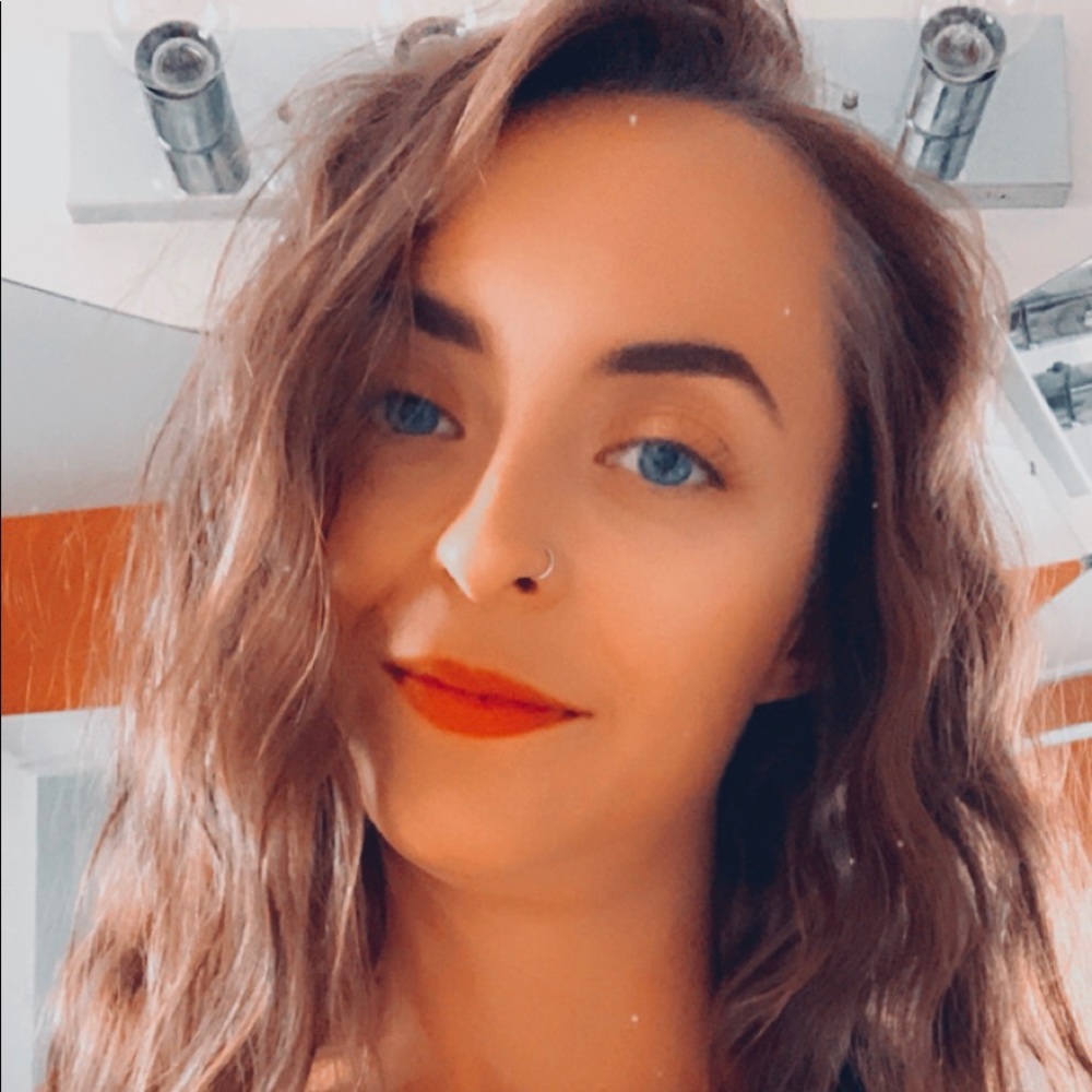 Meet your Posher, Dawn